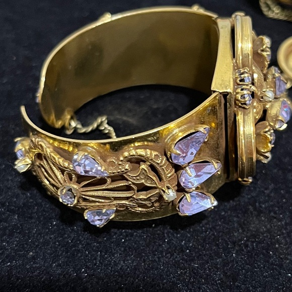 Vintage Bracelet, Earrings, Brooch - Picture 9 of 9